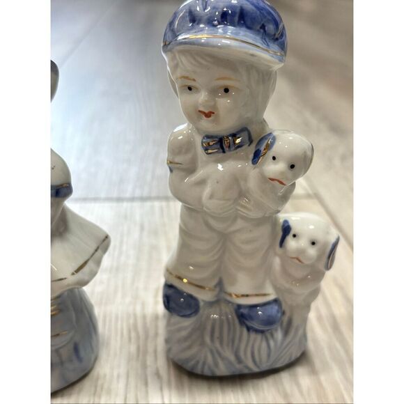 Vintage USSR Soviet Russia Blue and White Porcelain Figurines with Cats and Dogs - Picture 6 of 12